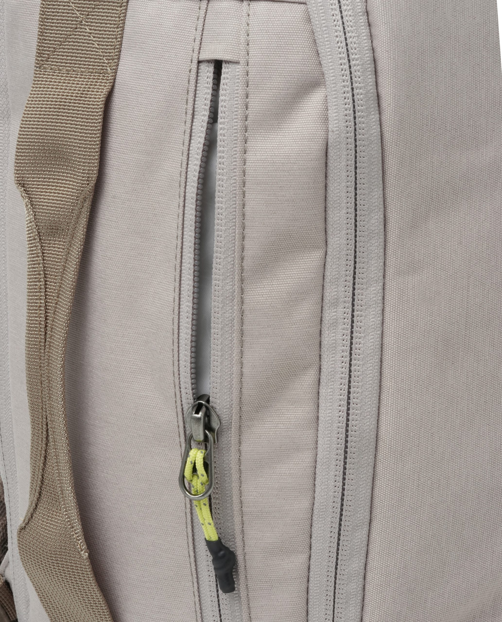 Basin Daypack 25L - Image 4