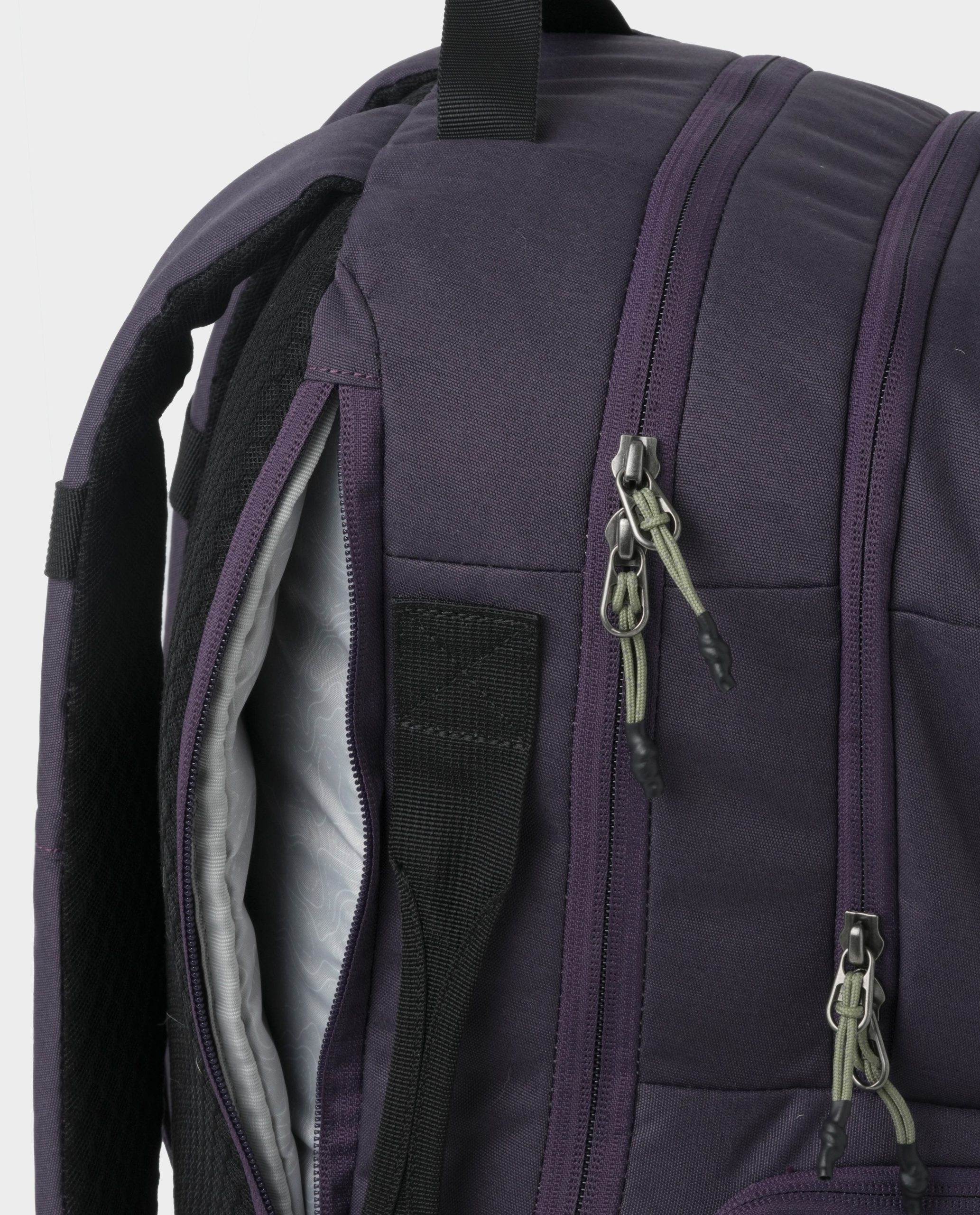 Basin Daypack 35L - Image 16