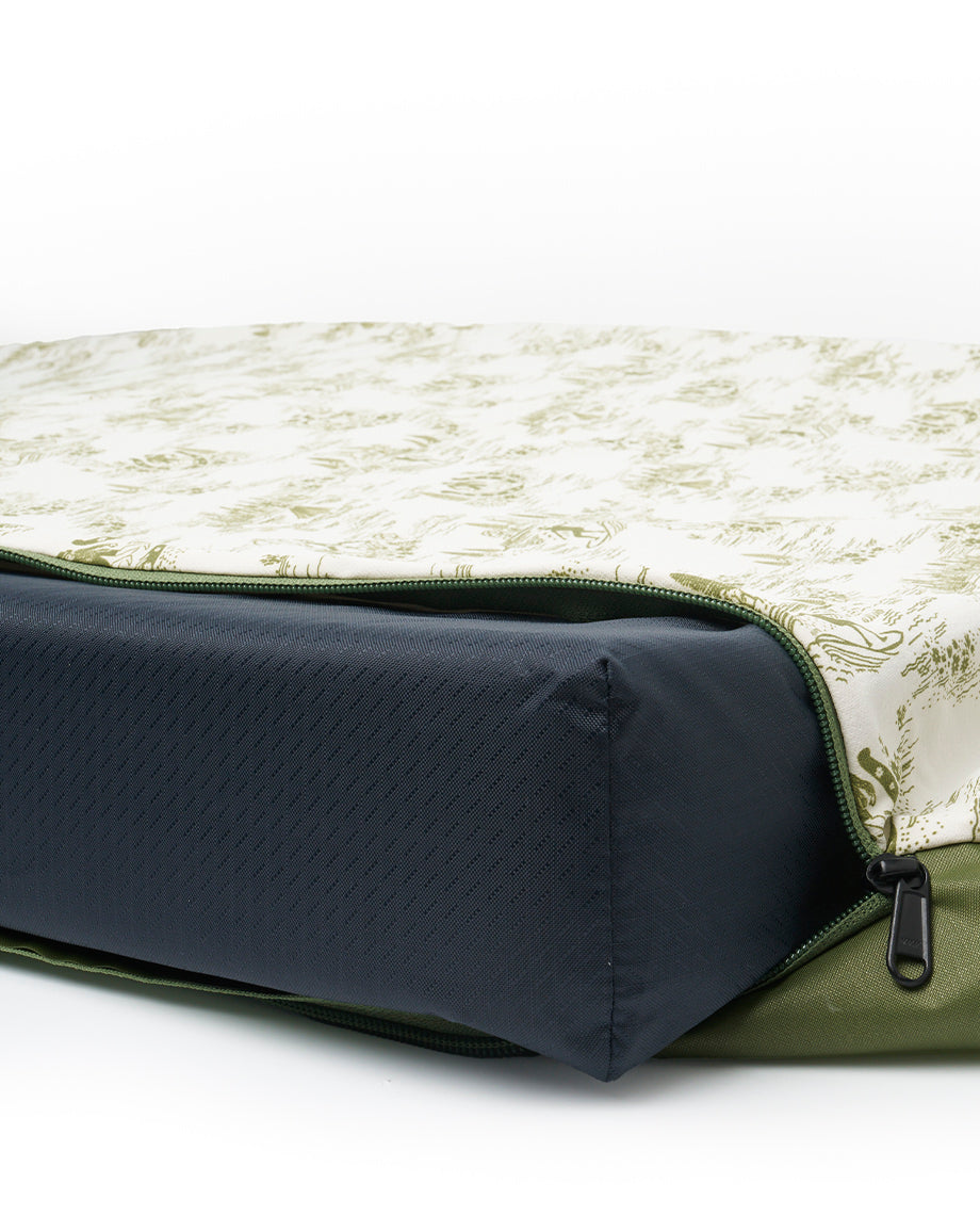 Stio x HEST Dog Bed - MD - Image 6